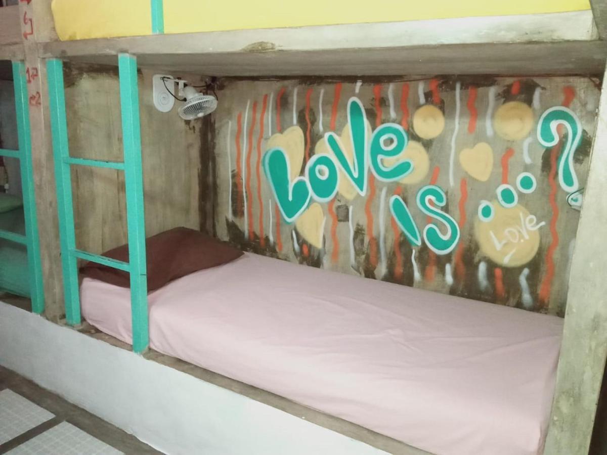 Yez Yez Yez All Good Hostel Yogyakarta Dış mekan fotoğraf