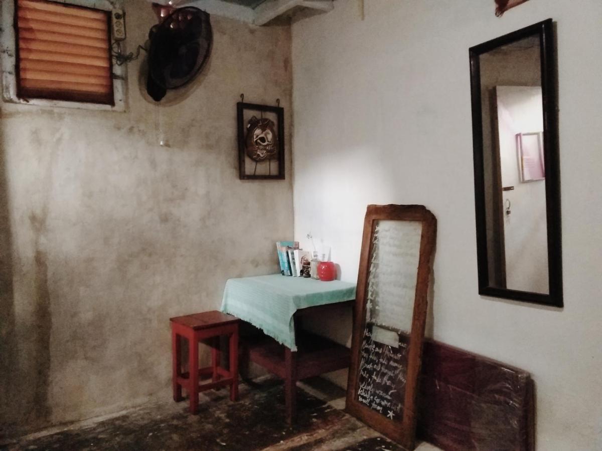 Yez Yez Yez All Good Hostel Yogyakarta Dış mekan fotoğraf